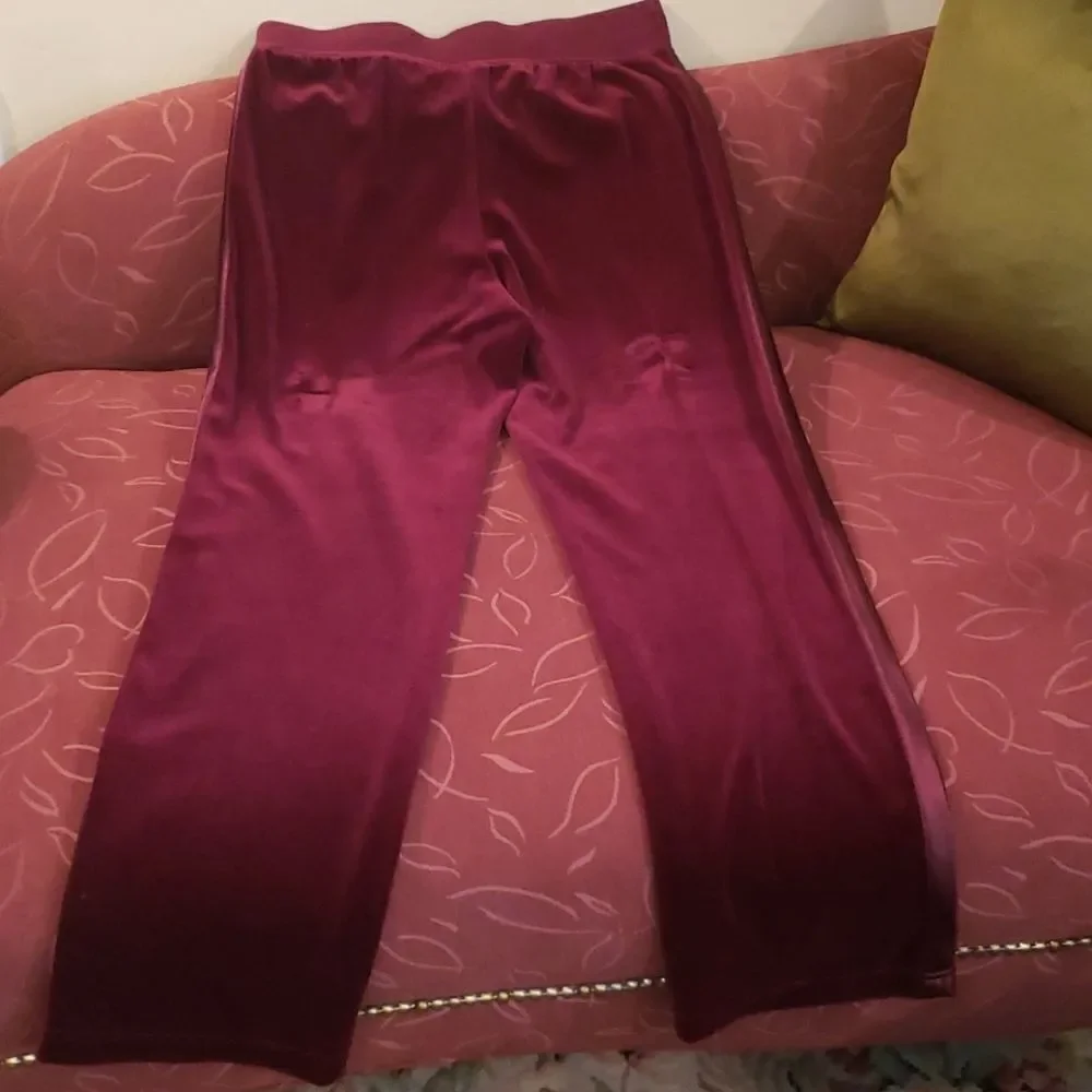 SJB Active Jogger Maroon Pants